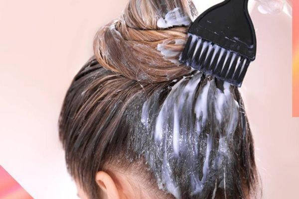 موثرترین راه برای پاک کردن رنگ مو چیست؟