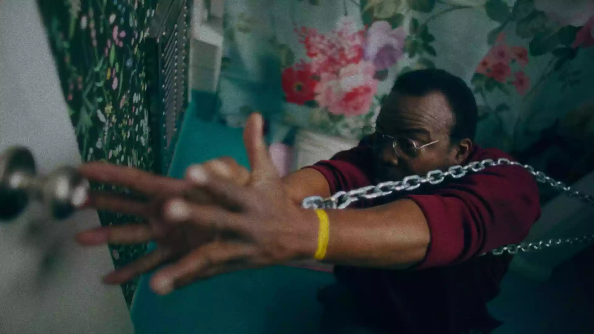 معرفی فیلم Dead Mail