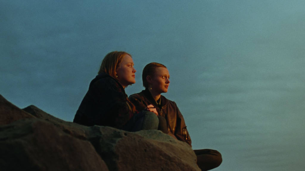 معرفی فیلم When the Light Breaks