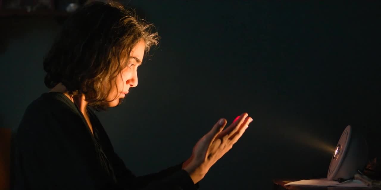 معرفی فیلم The Light 2025